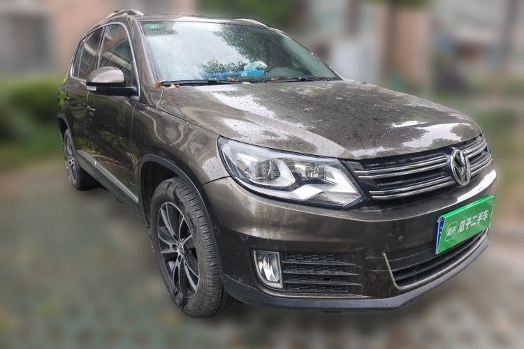 Used Volkswagen Tiguan 2016 300TSI Automatic Two-Wheel Drive Luxury Edition Front Right 45 Deg