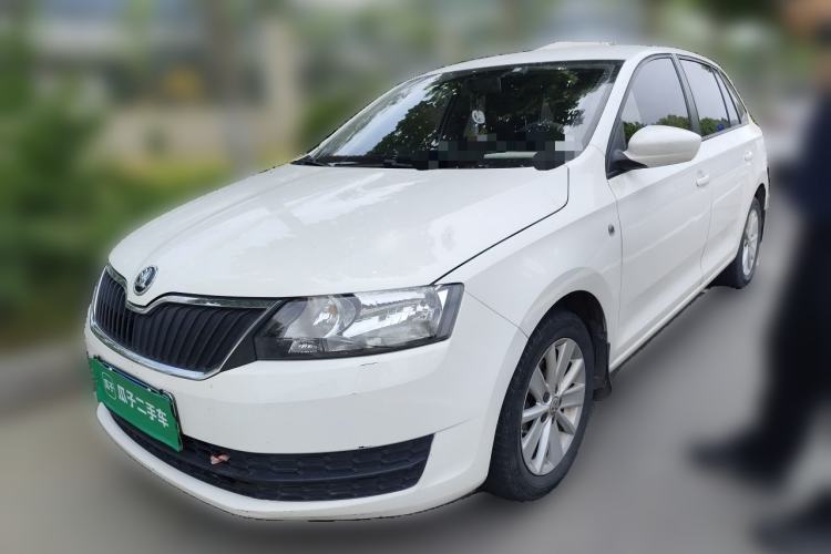 Used Skoda Rapid Spaceback 2016 Revised Version 1.6L Manual Front-Drive Edition