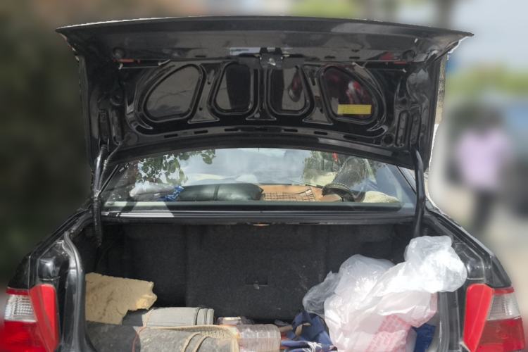 Used Volkswagen Santana Vista 2008 1.8L Manual Sishang Model Trunk