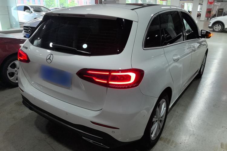 Used Mercedes-Benz B-Class 2021 B 200 Fashion Model Rear Right 45 Deg