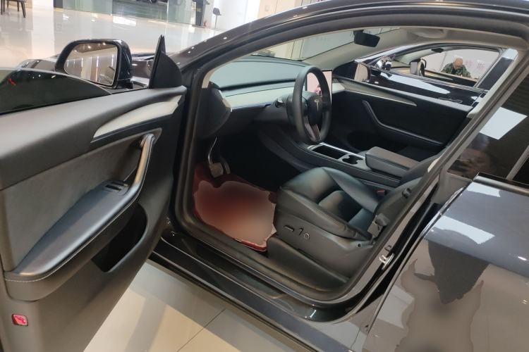 Used Tesla Model Y 2024 Rear-Wheel-Drive Version Driver Seat