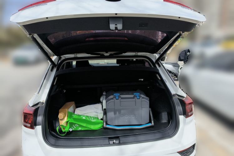 Used Volkswagen T-ROC 2018 280TSI DSG Four-Wheel Drive Comfort Version China V Standard Trunk