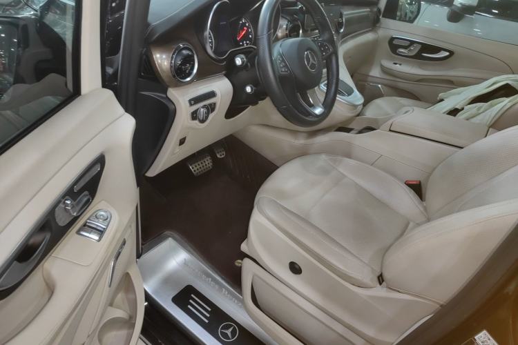 Used Mercedes-Benz V-Class 2021 V 260 Prestige Edition