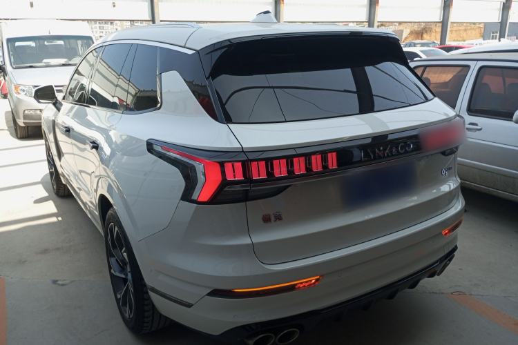 Used Lynk & Co 09 2021 2.0T Halo Six-Seater
