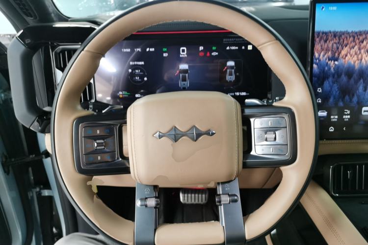 Used Formula Leopard 8 2025 Smart & Brave Flagship Edition 7 Seats