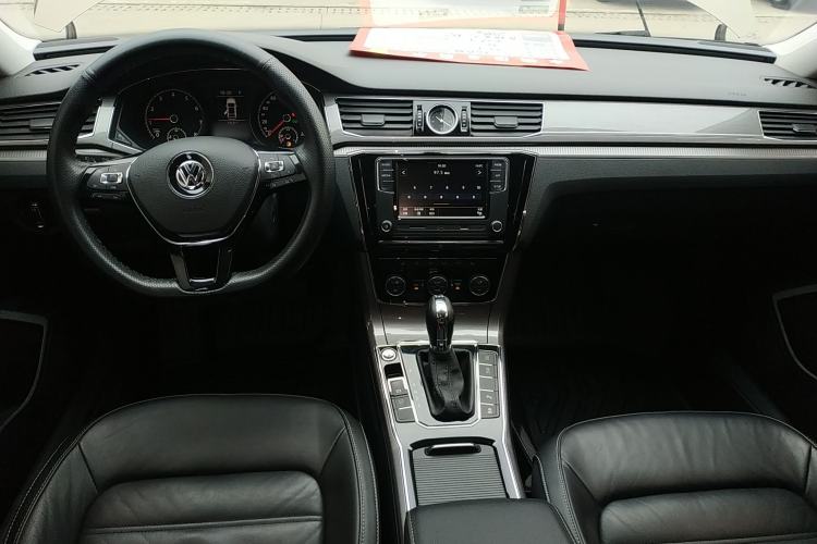 Used Volkswagen Passat 2017 330TSI DSG Luxury Edition