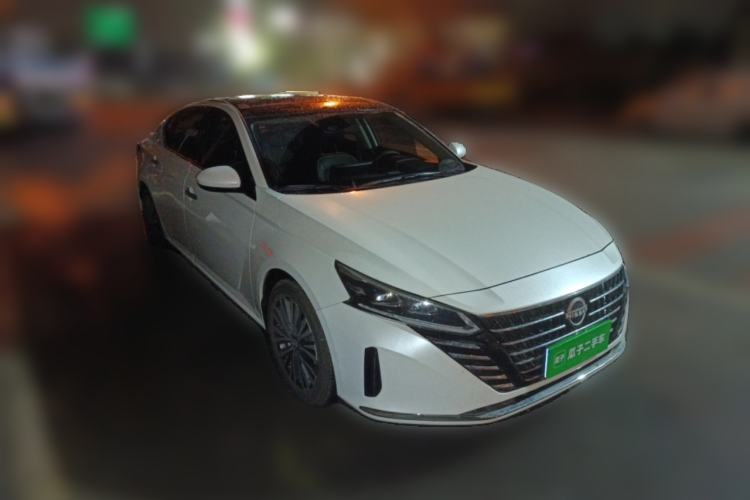 Used Nissan Teana 2022 2.0L XL-TLS Enjoyment Edition Front Right 45 Deg