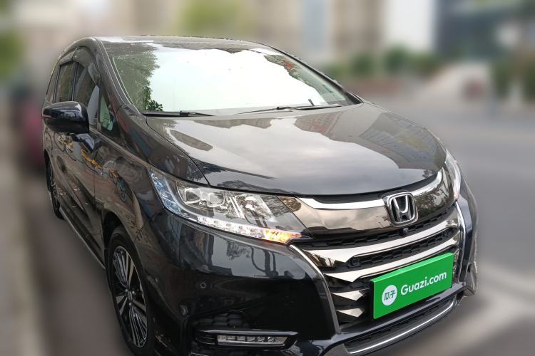Used Honda Odyssey 2019 2.0L Rui·Zhi Zhen Edition Front Right 45 Deg