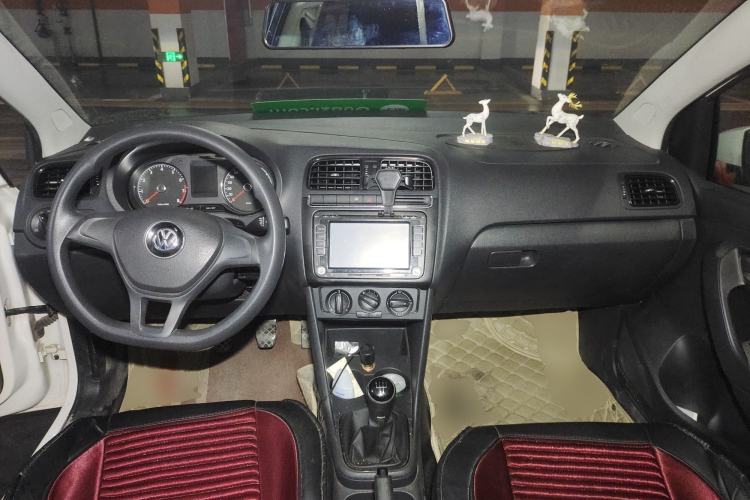 Used Volkswagen Polo 2014 1.4L Manual Fashion Edition
