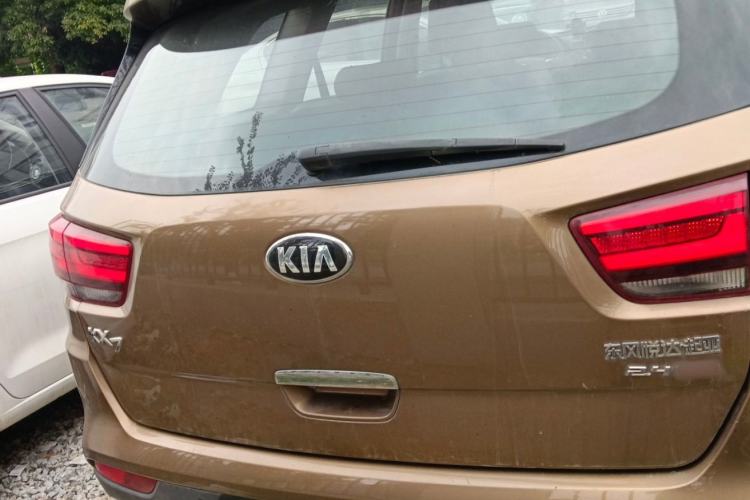 Used Kia KX7 2017 2.4L Automatic 2WD GLS 5-Seater
