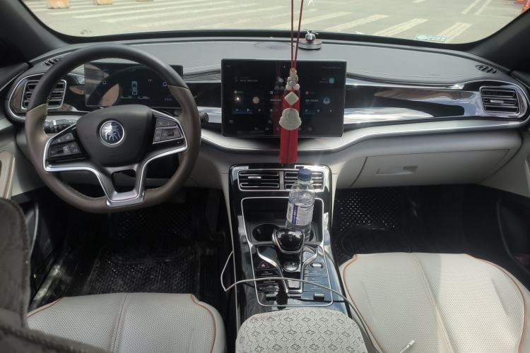 Used BYD Qin PLUS 2023 Champion Edition DM-i 120KM Excellence Model