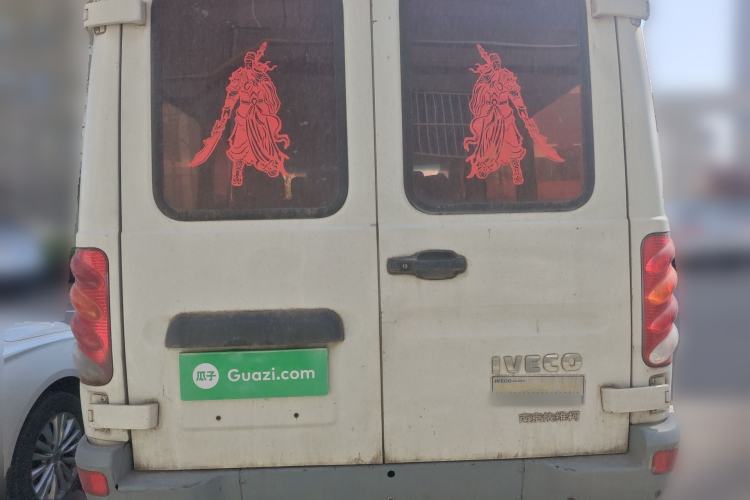 Used Iveco Power Daily 2017 2.5T Classic A32 Mid-Roof 6-7 Seater Bus 47Z5
