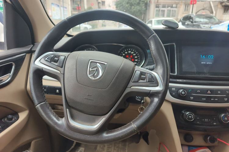 Used Baojun 730 2016 1.5L Manual Luxury Edition 7 Seats