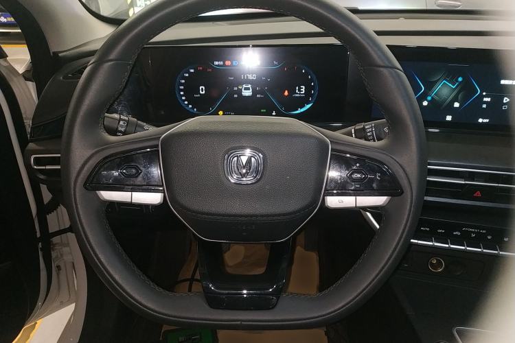 Used Changan Eado 2022 PLUS 1.6L GDI Manual Luxury Model
