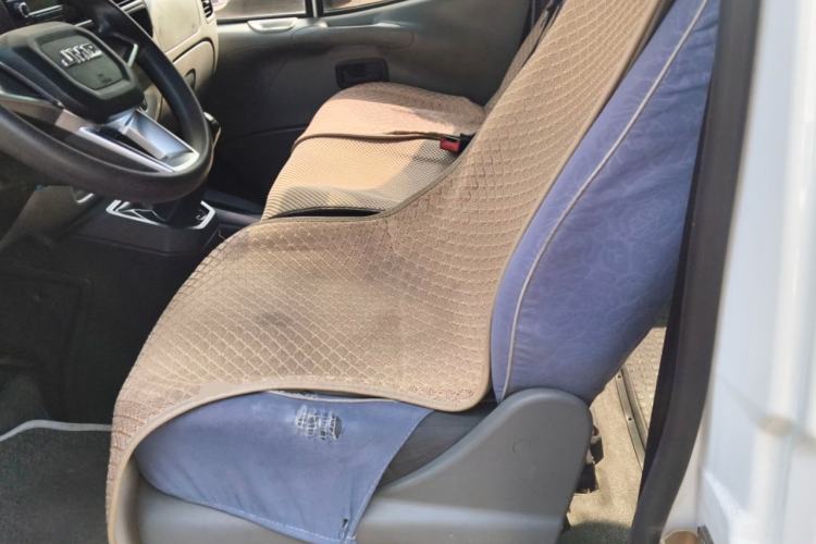 Used JMC Transit 2017 2.8T Commercial Version Short Wheelbase Mid-Roof 6/7/8-Seater JX493