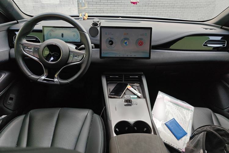 Used BYD Seal 06 New Energy 2024 DM-i 80KM Prestige Model Center Console