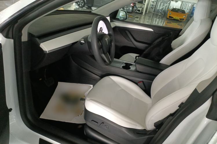 Used Tesla Model Y 2021 Long-Range All-Wheel-Drive Version 3D7