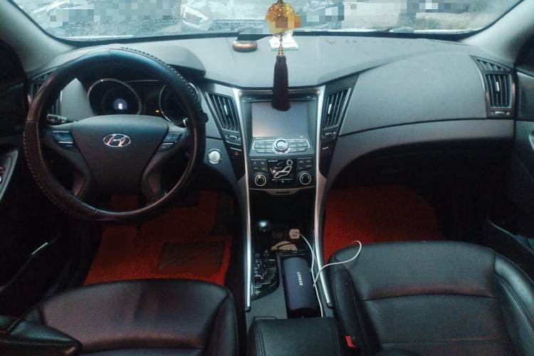 Used Hyundai Sonata 2013 2.4L Automatic Luxury Version China IV Standard
