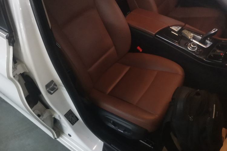 Used BMW 5 Series 2017 520Li Elegant Edition
