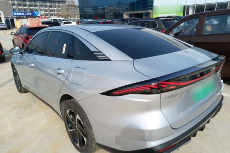 Used Geely Galaxy L6 2025 EM-i 140km Starship Edition