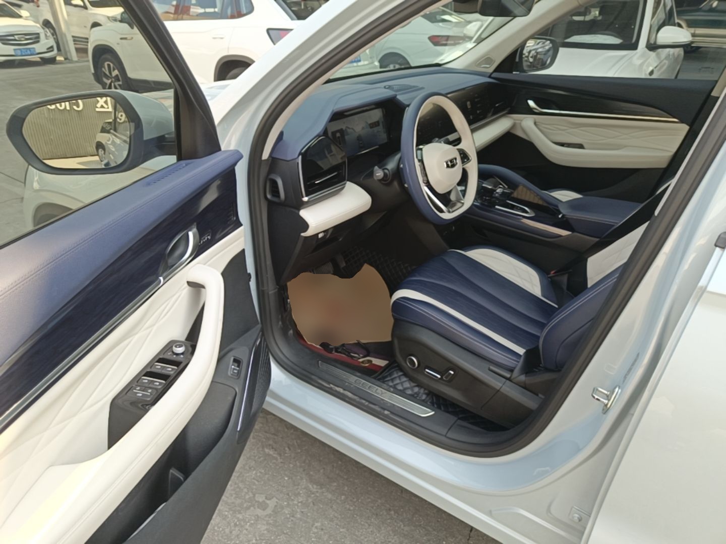 Geely Auto Monjaro L 2022 1.5T Leishen Hi·F Plug-in Hybrid Super Xun — снимка 18