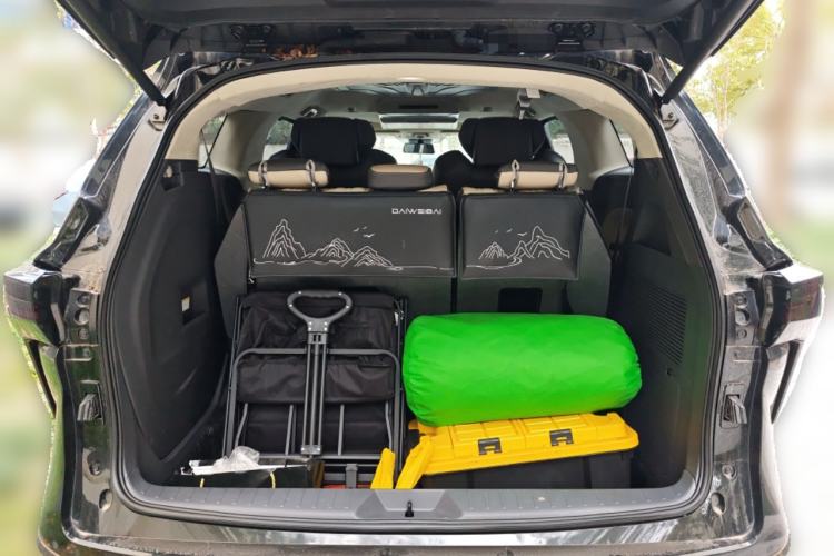 Used Toyota SIENNA 2024 2.5L Hybrid Comfort Edition Trunk