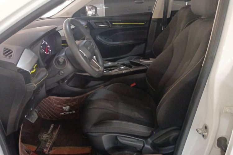 Used Roewe i5 2021 1.5L CVT Platinum Edition
