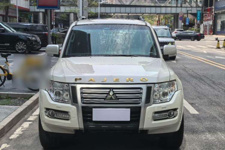 Used Mitsubishi Pajero 2019 3.0L Automatic Comfort Edition