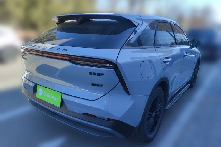 Used Venucia V 2021 260T Idol Edition