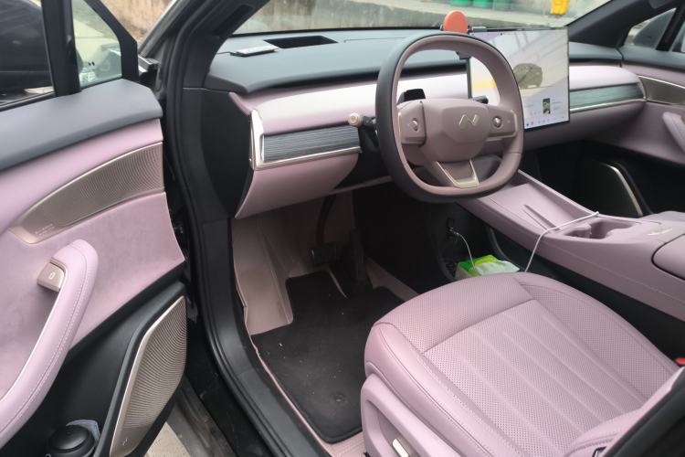 Used ONVO L60 2025 Model—60 kWh Rear-Wheel-Drive Version Driver Seat