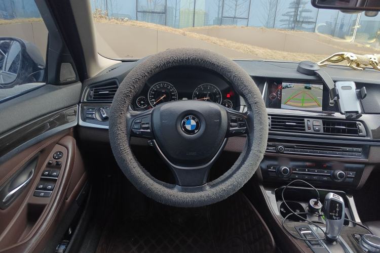 Used BMW 5 Series 2017 525Li Luxury Design Package Steering Wheel