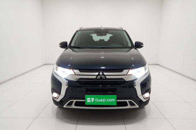 Used Mitsubishi Outlander 2019 2.0L Two-Wheel Drive Comfort Edition 7-Seater China VI Standard Front