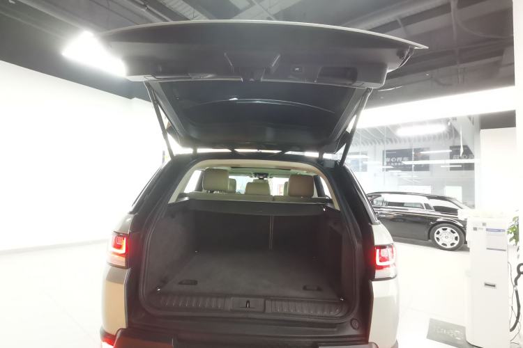 Used Land Rover Range Rover Sport 2014 3.0T V6 Gasoline Version U.S. Specification
