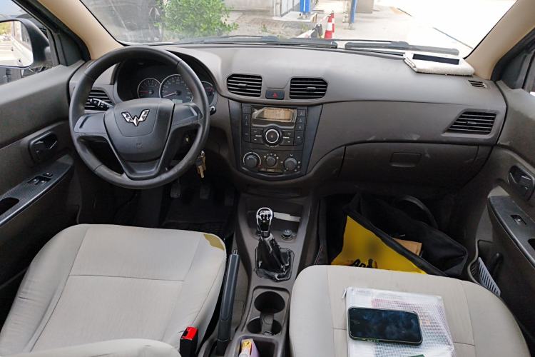 Used Wuling Hongguang 2015 1.2L S Base Model China IV
