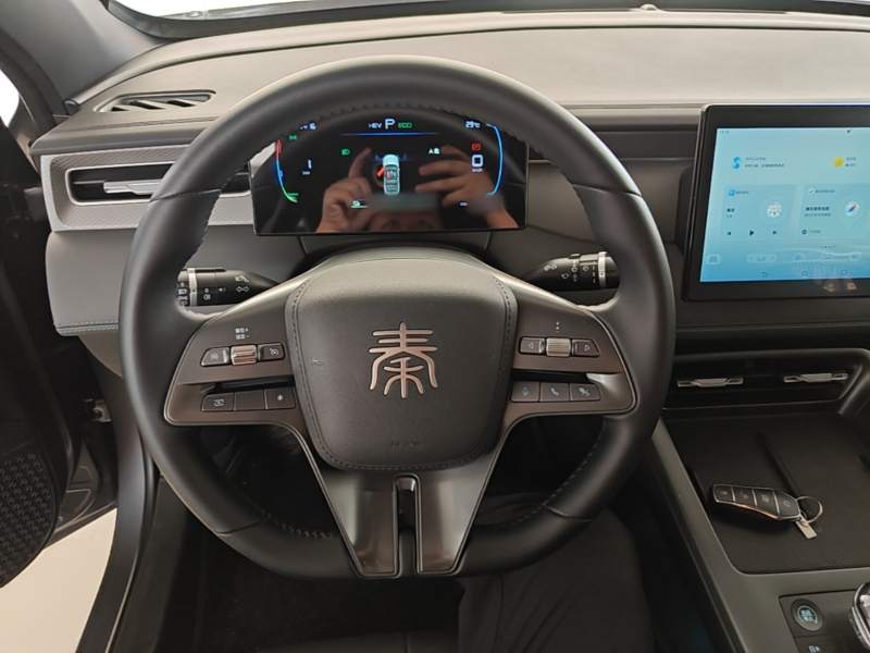 Used BYD Qin PLUS 2025 DM-i Smart Drive 55KM Leading Model — 10