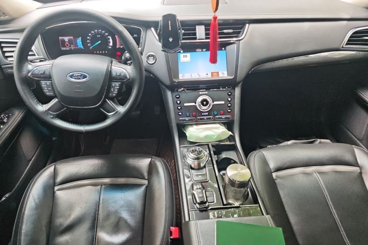 Used Ford Taurus 2017 EcoBoost 245 Luxury Model
