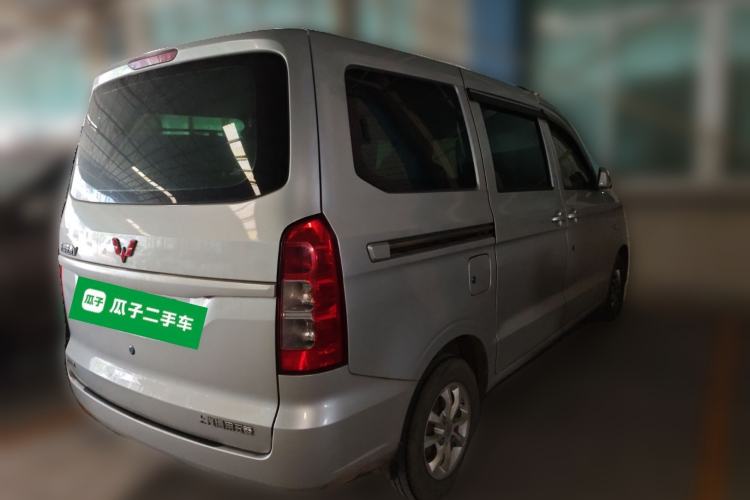 Used Wuling Hongguang V 2019 1.5L Enjoyment Version China VI LAR
