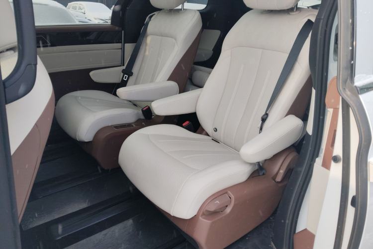 Used BYD Xia 2025 DM-i 1.5T 100km Leading Model Interior 4