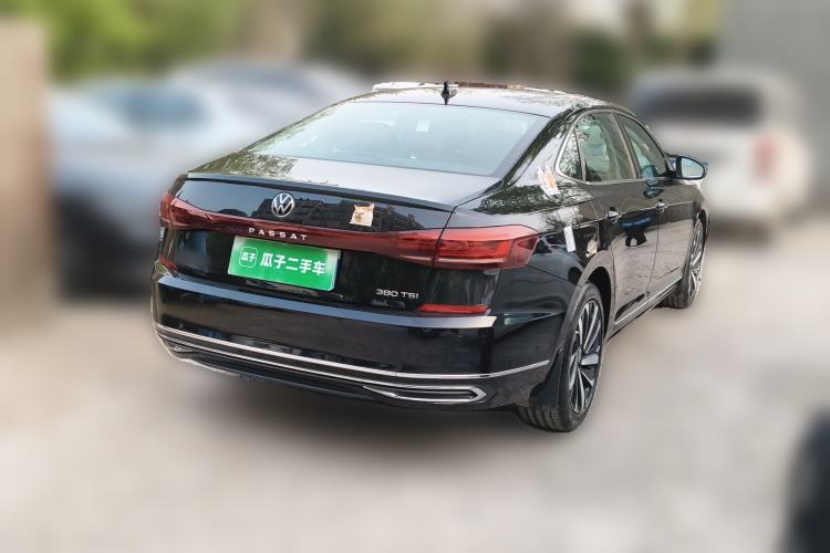 Used Volkswagen Passat 2025 Premium Version 380TSI Dragon Edition Rear Right 45 Deg