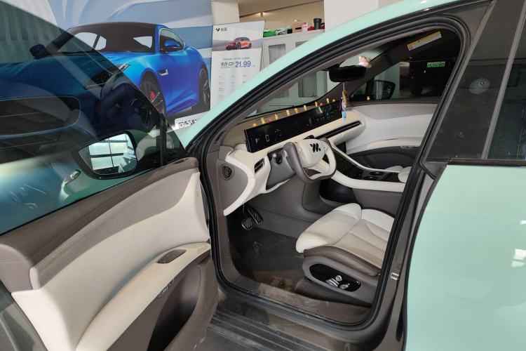 Used IM LS7 2023 77 kWh Urban Fit Rear-Wheel Drive
