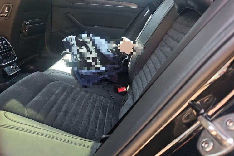 Used Volkswagen Magotan 2017 330TSI DSG Luxury Model
