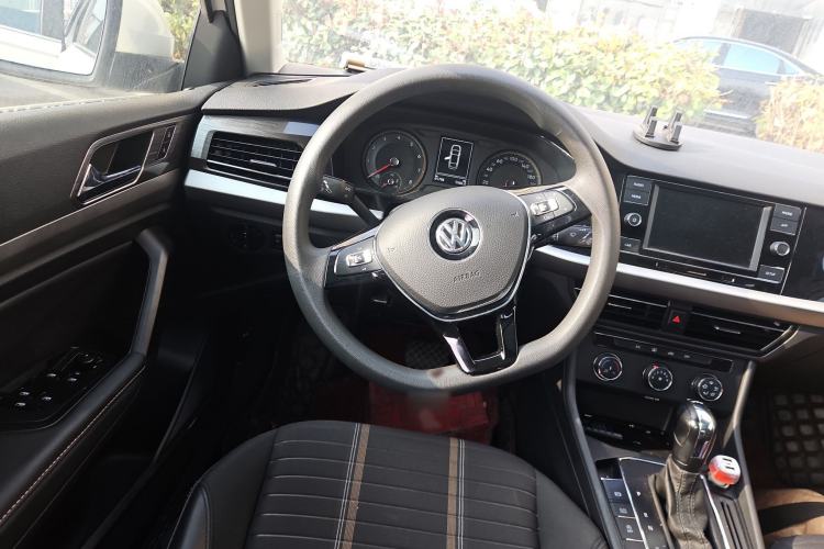 Used Volkswagen Lavida 2019 Hatchback 200TSI DSG Comfort Edition China VI