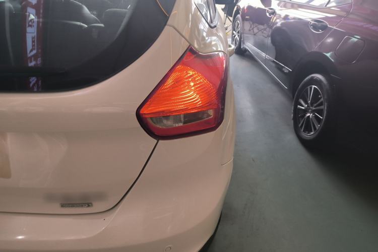 Used Ford Focus 2017 Hatchback EcoBoost 125 Automatic - Ultra-Powerful Style Edition with Smart Drive Features