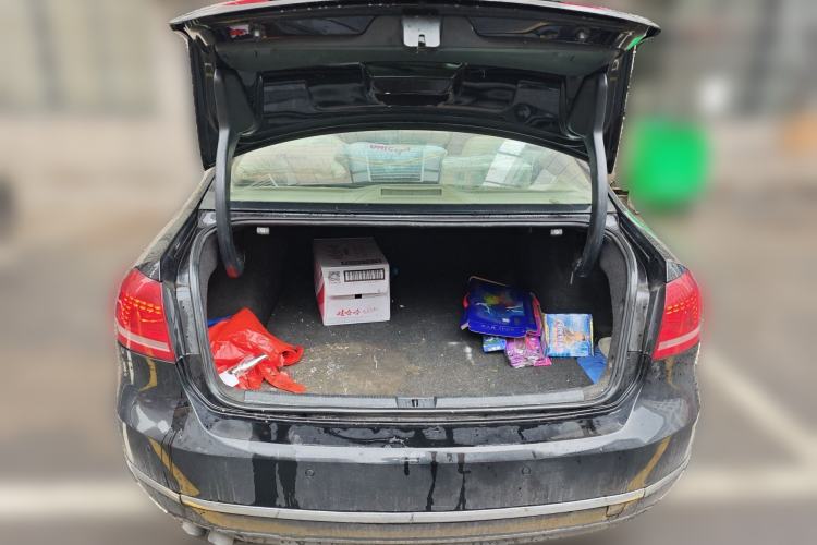 Used Volkswagen Passat 2014 1.8TSI Automatic Prestige Edition Trunk