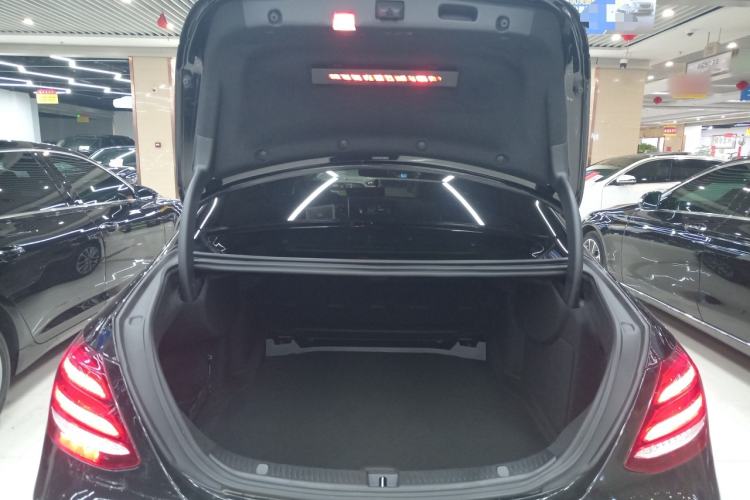 Used Mercedes-Benz E-Class 2019 E 200 L
