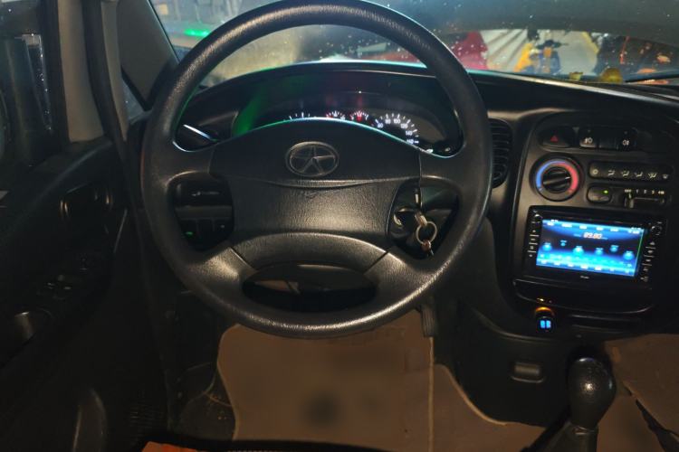 Used JAC Group Refine 2011 2.0L Shuttle Gasoline Standard Edition HFC4GA3