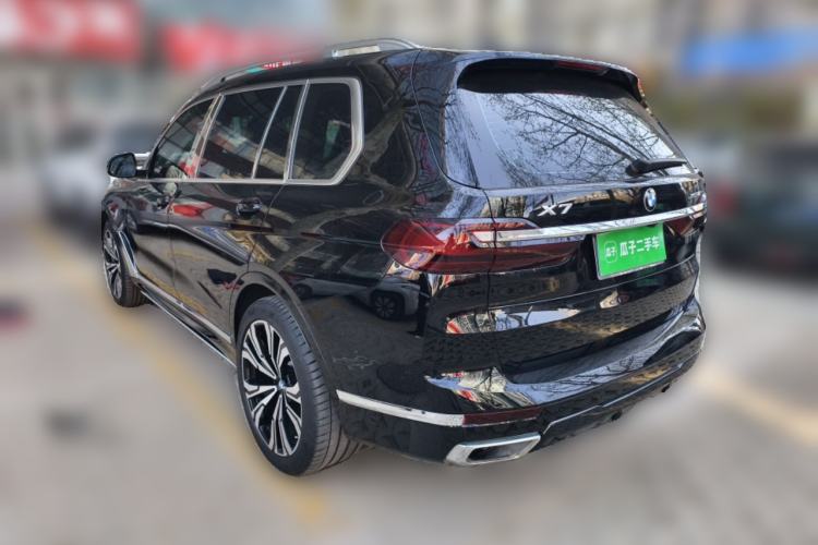 Used BMW X7 2019 xDrive40i Luxury Package with Leading Features