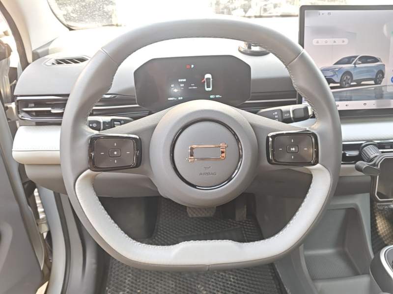 Used Bestune Yueyi 03 2025 445km Quality Selection Edition — 10