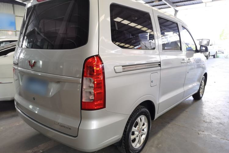 Used Wuling Hongguang V 2022 1.5L Enjoy Edition Electric-Powered LAR Rear Right 45 Deg