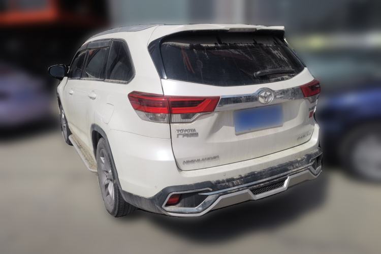 Used Toyota Highlander 2018 2.0T Four-Wheel Drive Luxury Edition 7 Seats China V Emission Standard Rear Left 45 Deg